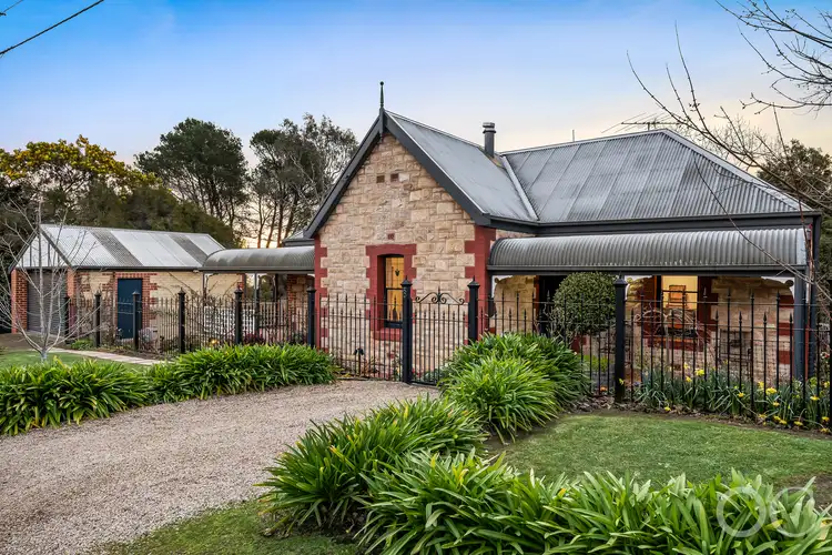 6 Sheoak Road, Crafers West SA 5152