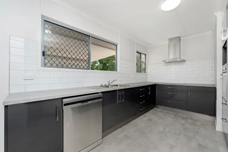 Second view of Homely house listing, 8 Dacosta Court, Vincent QLD 4814