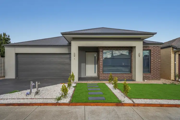 76 Spearmint Boulevard, Manor Lakes VIC 3024