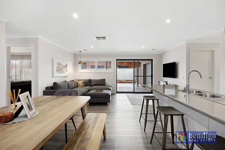 Sixth view of Homely house listing, 2 Illoura Place, Strathfieldsaye VIC 3551