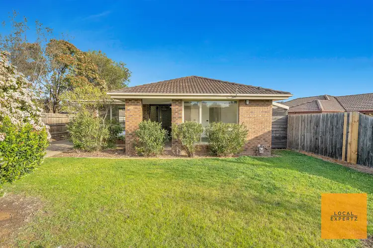 14 Vista Drive, Melton VIC 3337