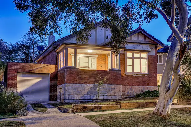 8 Cobar Street