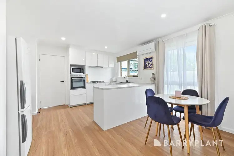 Fifth view of Homely unit listing, 2/30 Strathavan Drive, Berwick VIC 3806