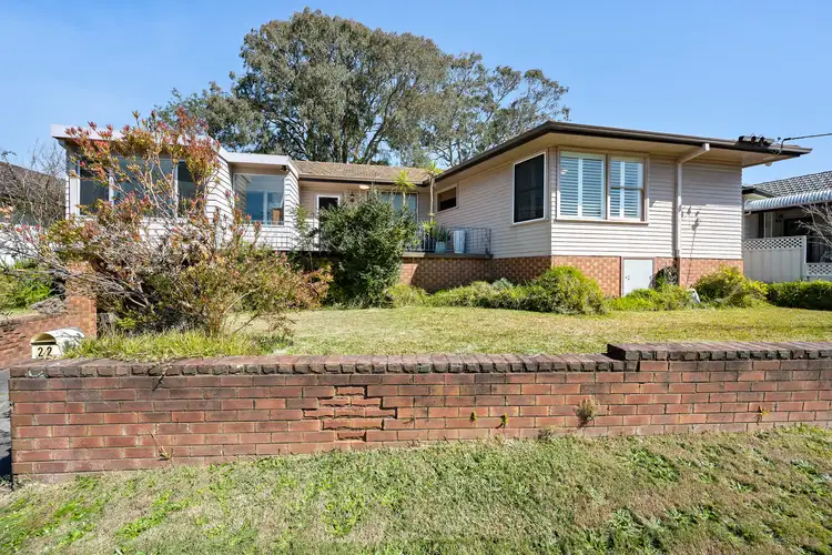 22 Lewers Street