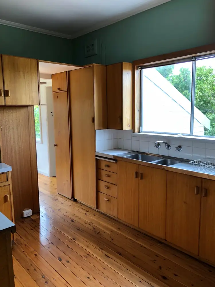 Fifth view of Homely house listing, 2 Martin Street, Katoomba NSW 2780
