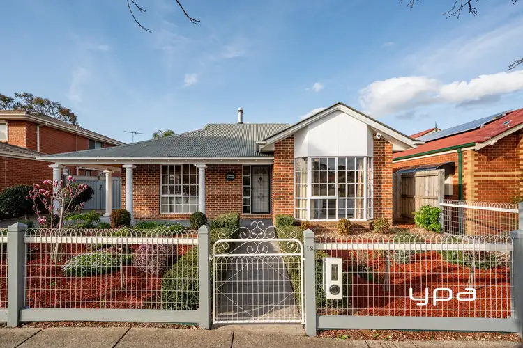 12 Thornton Avenue, Sunbury VIC 3429