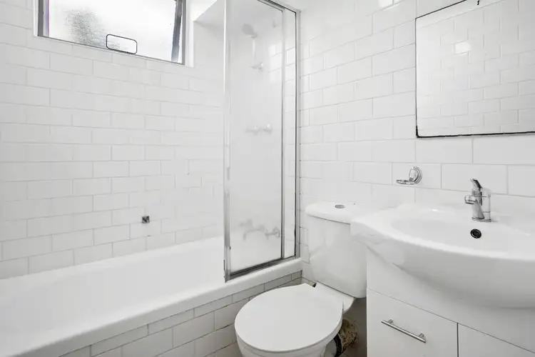 Fourth view of Homely apartment listing, 4/24 Wheeler Parade, Dee Why NSW 2099