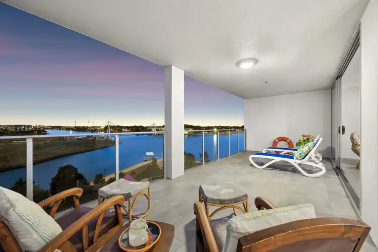 603/1 Waterside Retreat