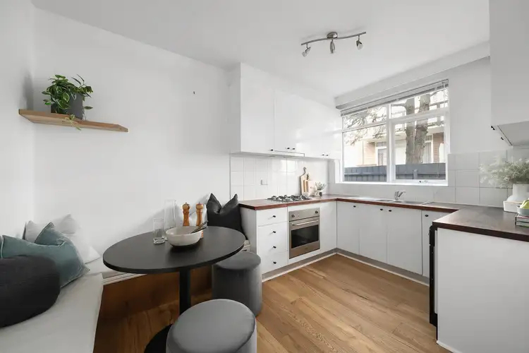Fourth view of Homely apartment listing, 2/46 Disraeli Street, Kew VIC 3101