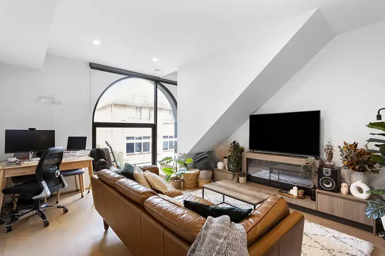 23/99 Hotham Street, St Kilda East VIC 3183