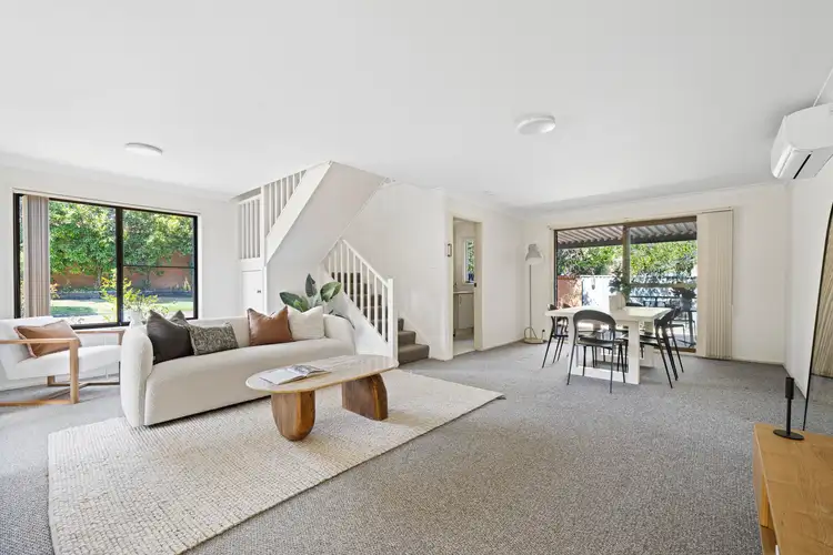 1/43 Bottle Forest Road