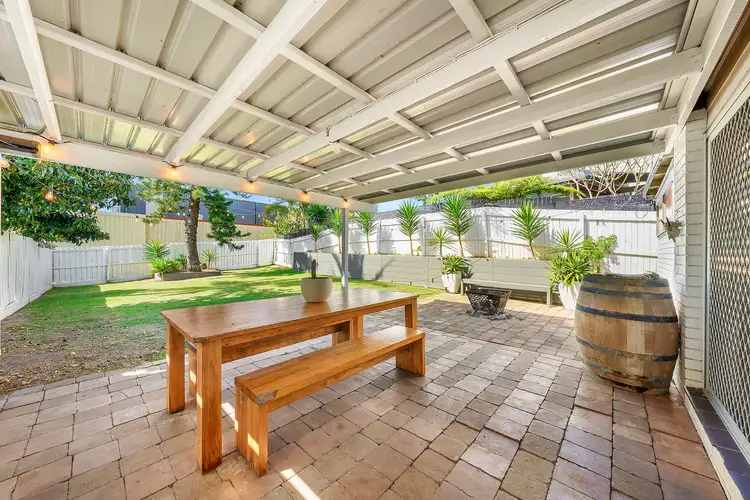Main view of Homely house listing, 2/21 Corunna Crescent, Ashmore QLD 4214