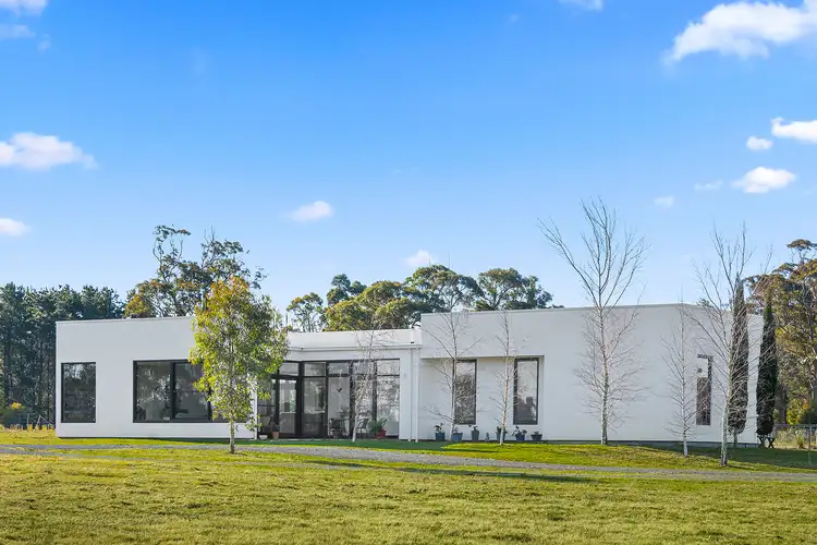 2061 Wombeyan Caves Road, High Range NSW 2575