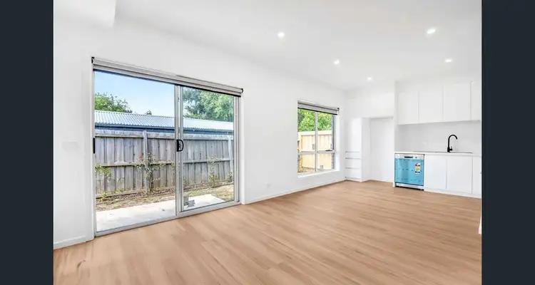 Fourth view of Homely unit listing, 2/27 Bickley Avenue, Thomastown VIC 3074