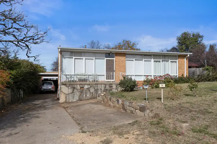 7 Mosman Place, Narrabundah ACT 2604
