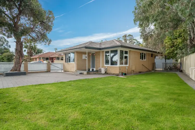 212 Corfield Street, Gosnells WA 6110
