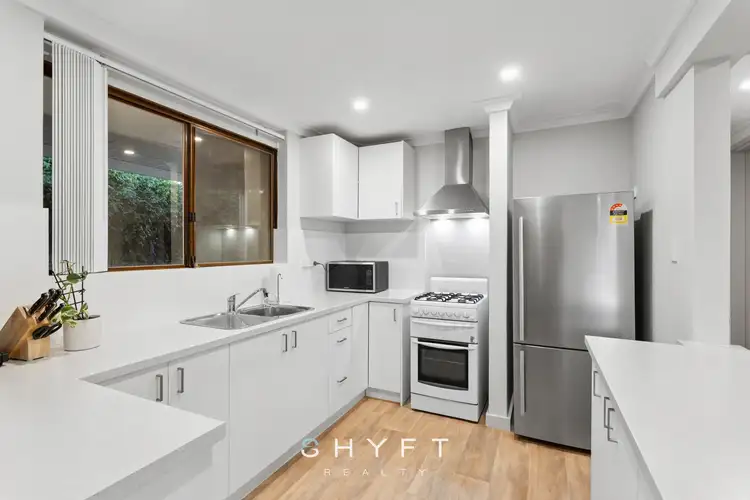 Fourth view of Homely house listing, 5 Delcomyn Place, Craigie WA 6025