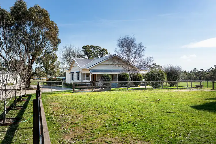 81 Thompson Street, Elphinstone VIC 3448