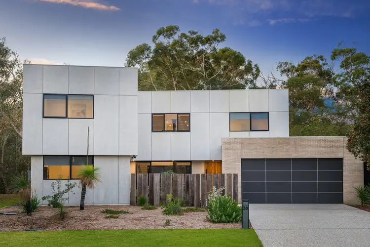 38 Evans Street, Lake Cathie NSW 2445