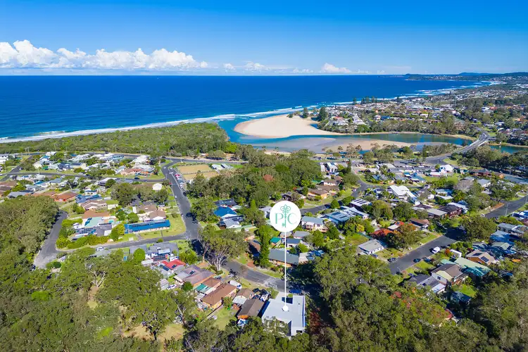 38 Evans Street, Lake Cathie NSW 2445