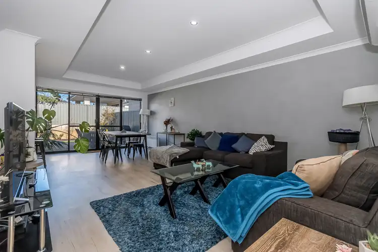 Fifth view of Homely house listing, 4 Impressa View, Piara Waters WA 6112