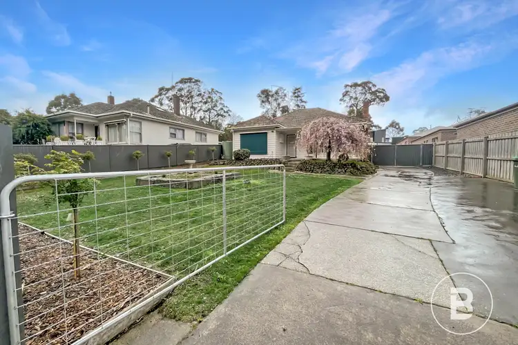 1308 Geelong Road, Mount Clear VIC 3350