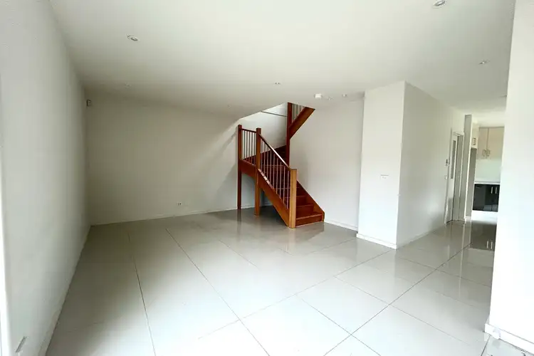 Fifth view of Homely unit listing, 3/24 Vaucluse Avenue, Gladstone Park VIC 3043