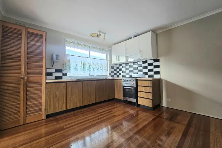 Fourth view of Homely house listing, 27 Wimmera Crescent, Keilor Downs VIC 3038