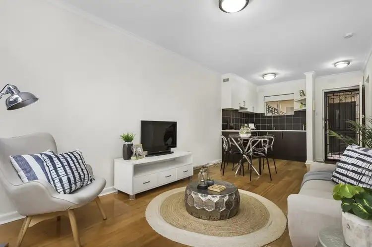 5/2 St Kinnord Street, Aberfeldie VIC 3040
