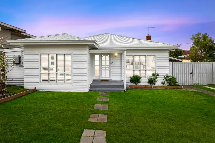 16 Drysdale Avenue, Hamlyn Heights VIC 3215