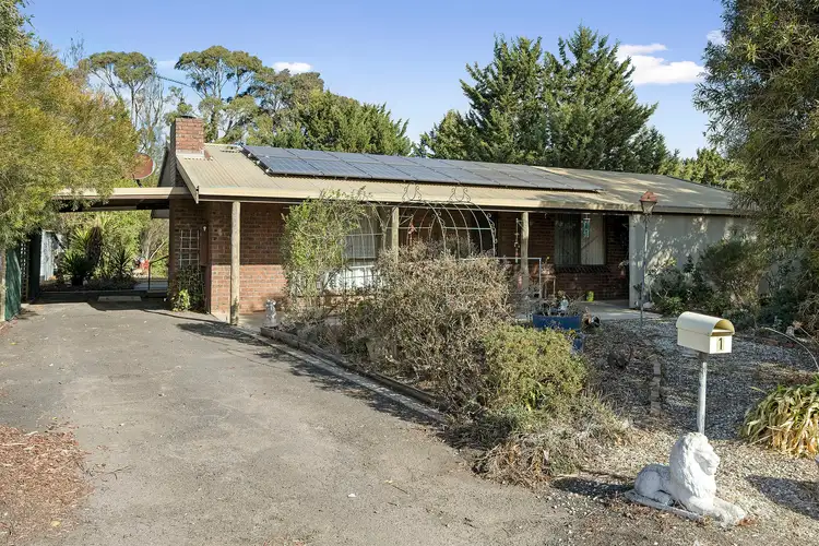 1 Rose Street, Carisbrook VIC 3464