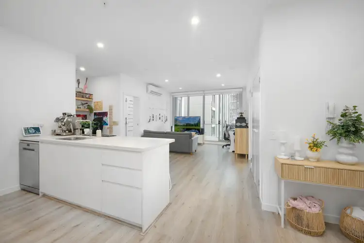 610/10 Aviators Way, Penrith NSW 2750