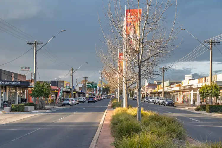 Third view of Homely unit listing, 2/1066 Mate Street, North Albury NSW 2640