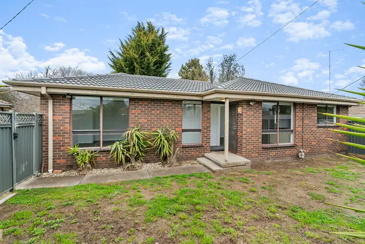 1/63 Cuthberts Road, Alfredton VIC 3350