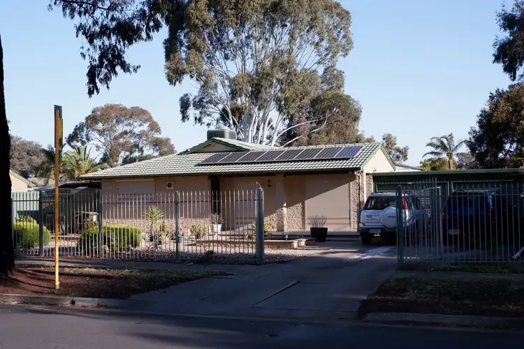 11 Lobelia Drive, Parafield Gardens SA 5107