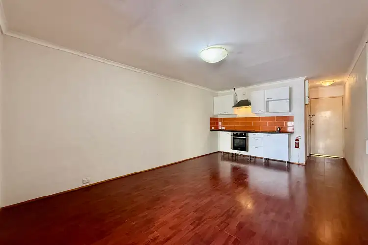 Fifth view of Homely unit listing, 9/98 Mandurah Terrace, Mandurah WA 6210