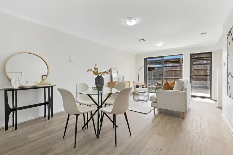 17/11 Starcevich Crescent