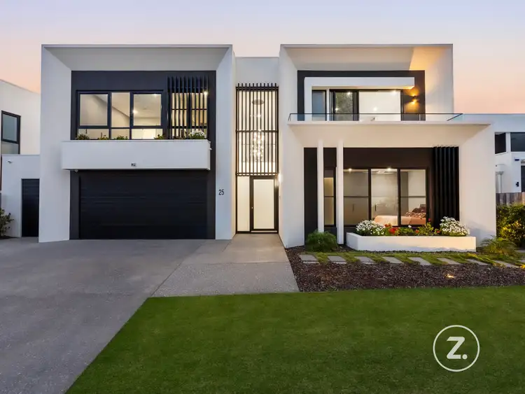 25 The Boulevard, Benowa QLD 4217