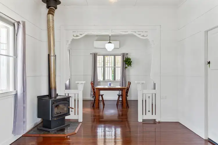 79 Foster Street Street, Berserker QLD 4701