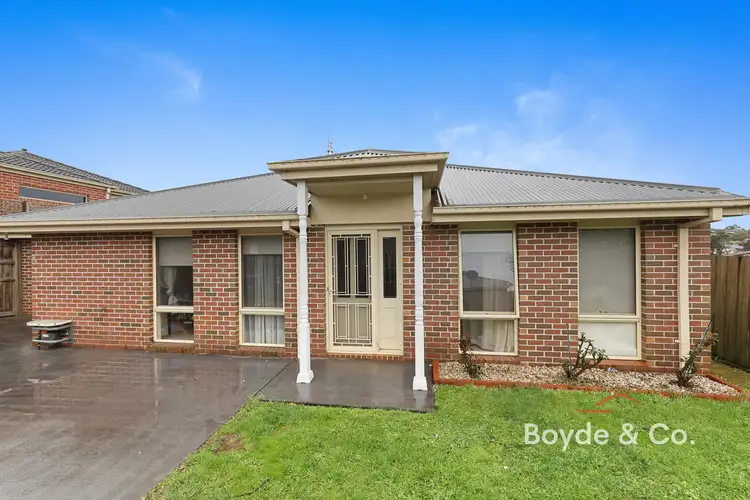 2/71 Victoria Street, Drouin VIC 3818