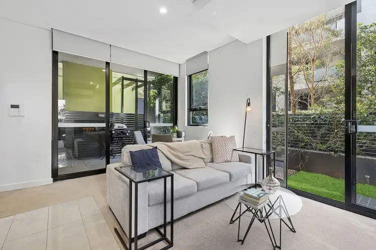 B4/16 Pinnacle Street