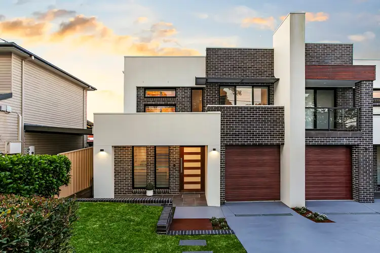 3b Kirk Crescent, Kirrawee NSW 2232