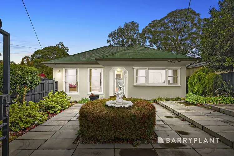 5 Bartlett Avenue, Croydon VIC 3136