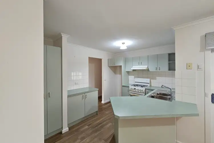 Third view of Homely unit listing, 2/13 Kyle Court, Wodonga VIC 3690