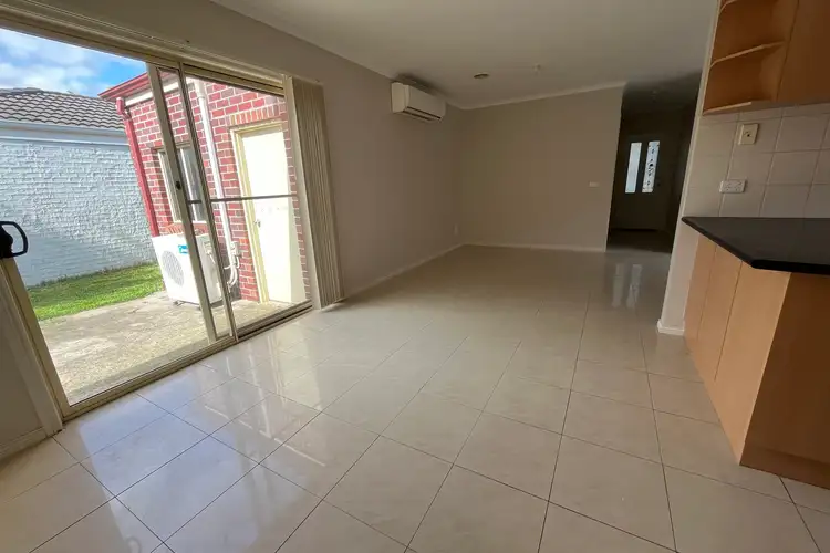 Fifth view of Homely house listing, 1 Champagne Way, Hillside VIC 3037