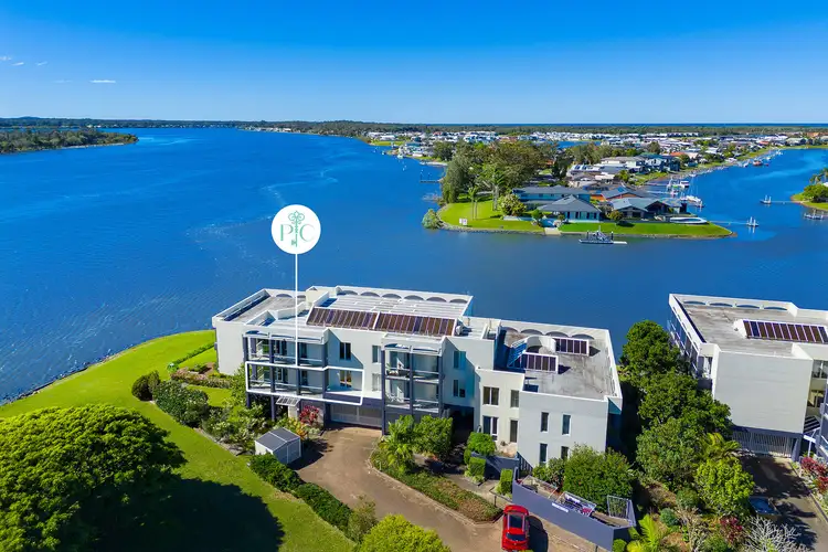 2/68 Hibbard Drive, Port Macquarie NSW 2444