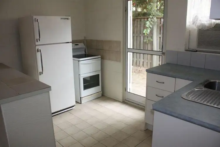 Second view of Homely apartment listing, 3/25 Leonard Avenue, Surfers Paradise QLD 4217
