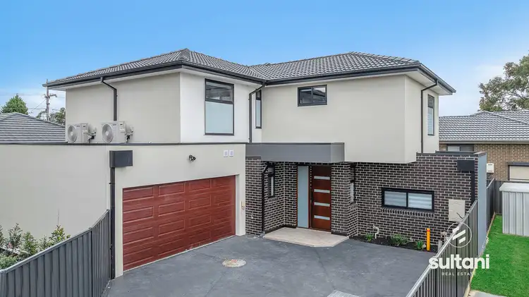 2/3 Oldmeadow Street