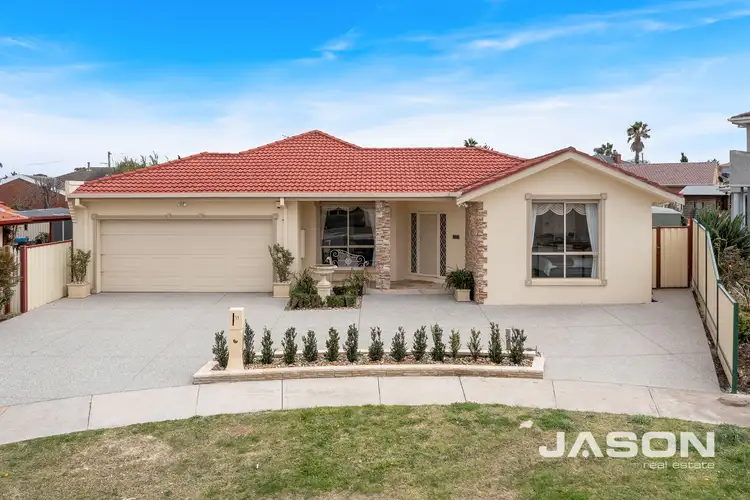 11 Urquhart Court, Greenvale VIC 3059