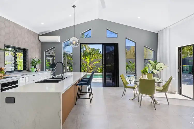32 Terebra Street, Palm Cove QLD 4879